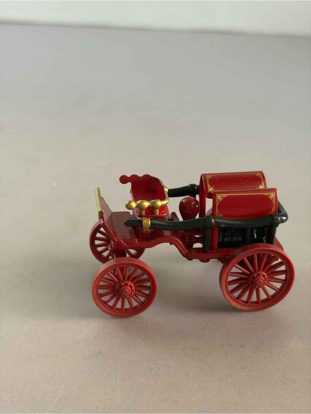 2’ Horse Drawn Pumper by Readers Digest